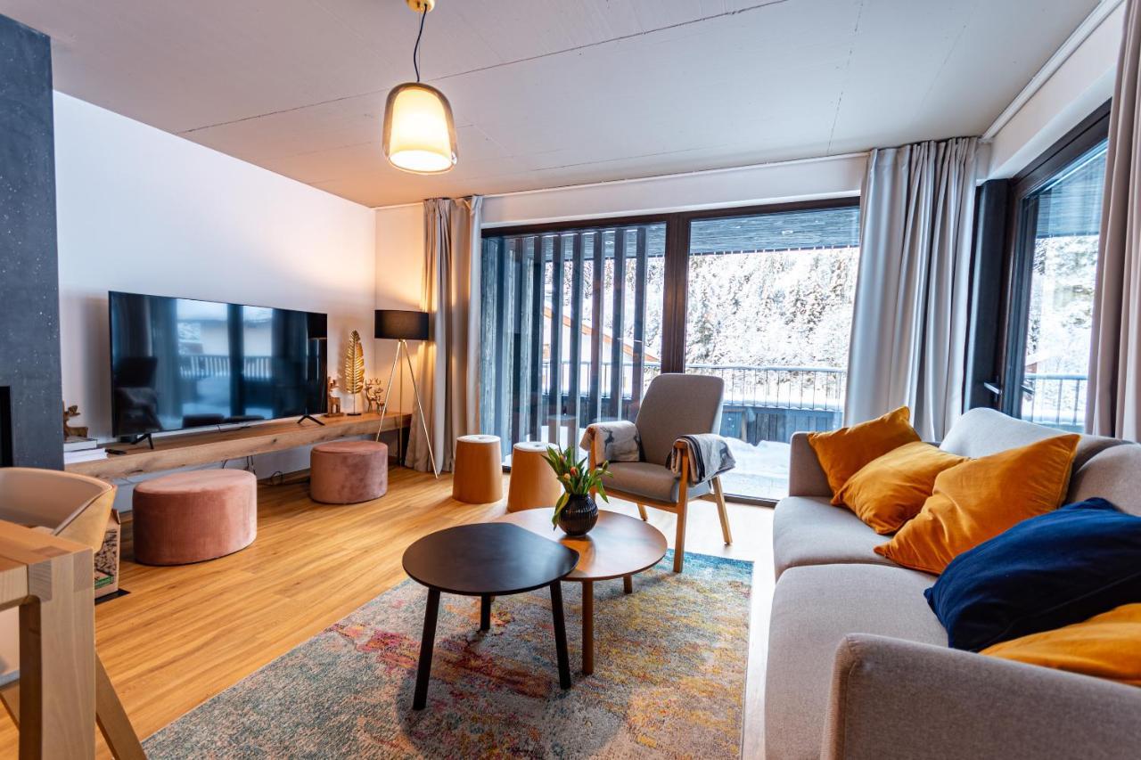 Max Relax Summercard Included Ski In-Ski Out Zell am See Exterior foto